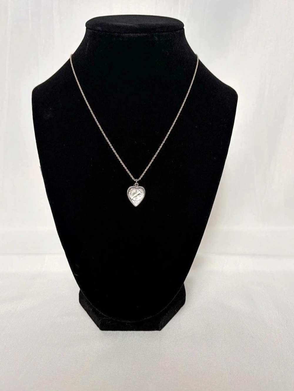 Heart Pendant Necklace 24” w/ Spinning Clock Hand Victorian Style Antique